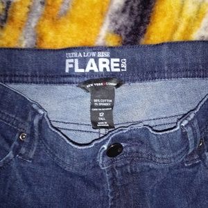 NY&Co Ultra Low Rise FLARE Leg